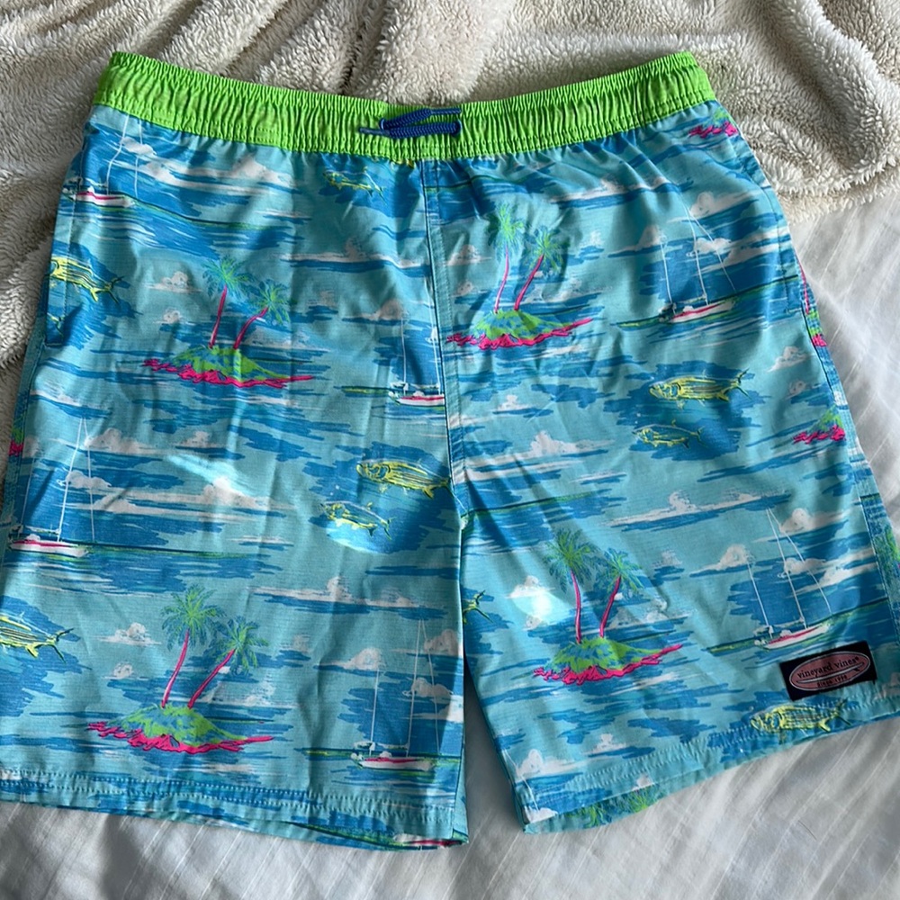 Boys Vineyard Vines Swim trunks